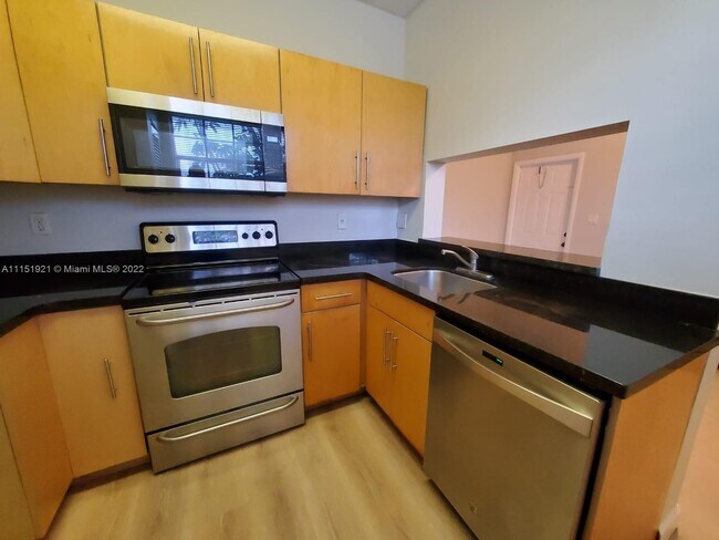 Foto del edificio - 1851 NW 96th Terrace