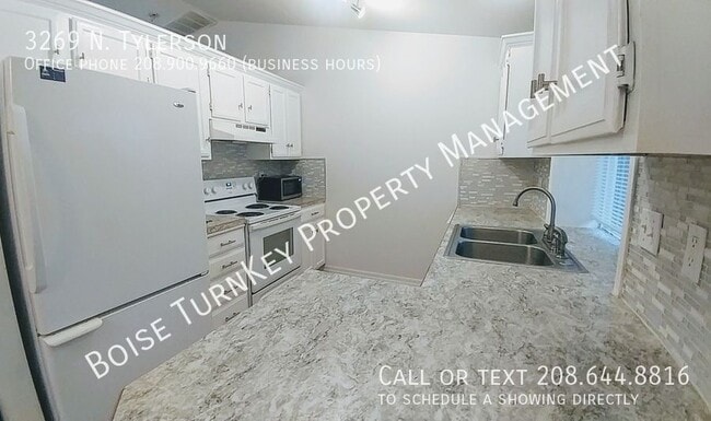 Foto del edificio - 3269 N. Tylerson-