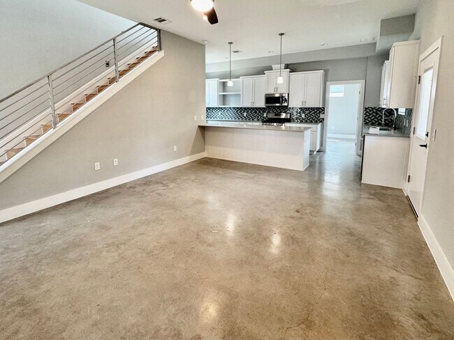 Foto del edificio - 6911 Meador Ave