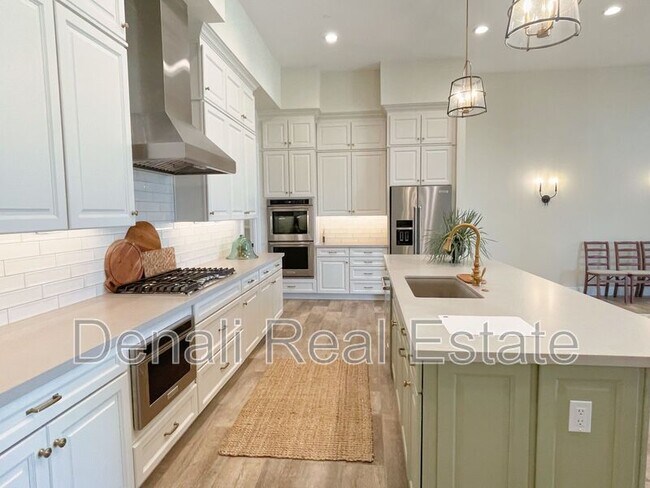 Foto del edificio - 2660 E Longhorn Ct