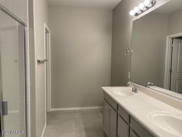 Building Photo - 2661 S Sulley Dr