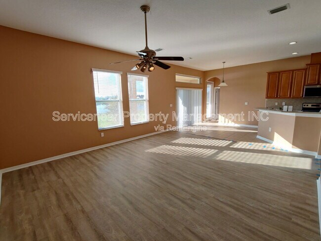 Foto del edificio - 7801 Seafield Ln