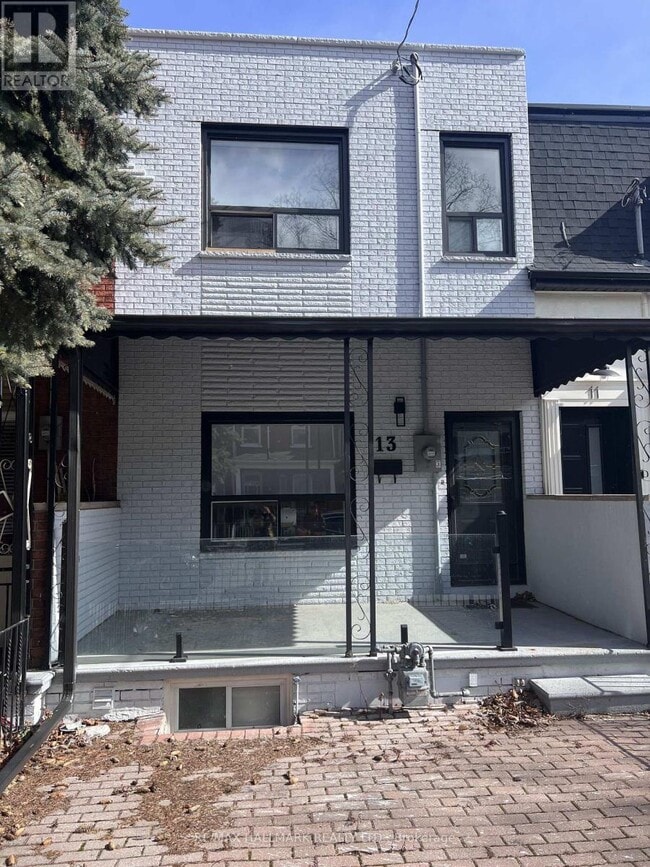 Building Photo - 13 Brookfield St