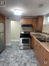 Building Photo - 31 Whitelock Crescent
