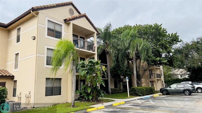 Foto del edificio - 4221 W McNab Rd