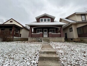 Building Photo - 427 Gunckel Ave