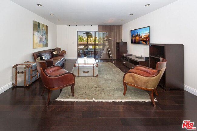 Foto del edificio - 1037 N Vista St