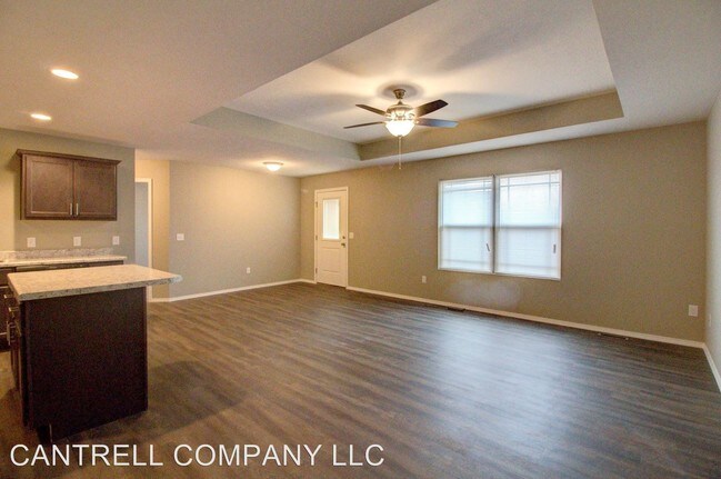 Foto del edificio - 3 br, 2 bath House - 348 W Grace