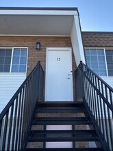 Building Photo - 7143 S 2700 W