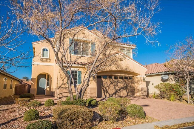 Building Photo - 10373 Montes Vascos Dr