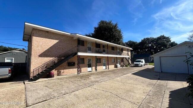 Foto del edificio - 715 Harding St