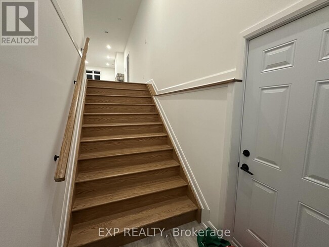 Building Photo - 293 Flat Rapids Rd