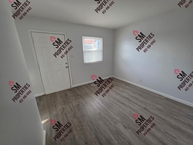 Foto del edificio - 605 W Michigan St