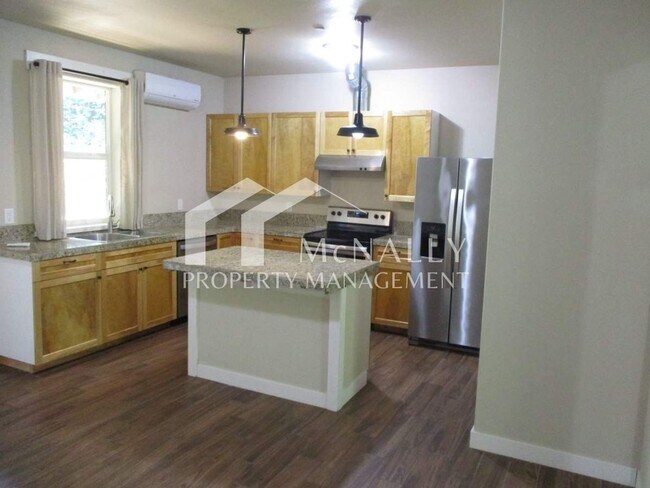 Foto del edificio - 7720 Artondale Dr NW