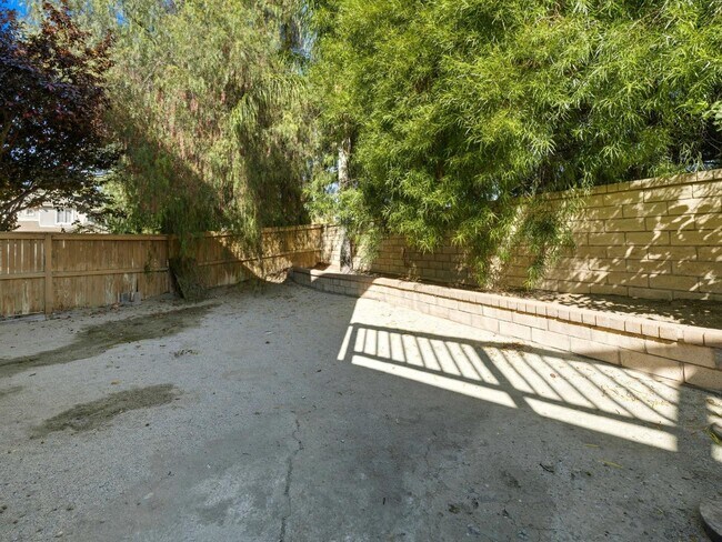 Foto del edificio - 26536 Brant Way