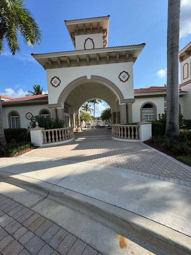 Foto del edificio - 15630 Ocean Walk Cir