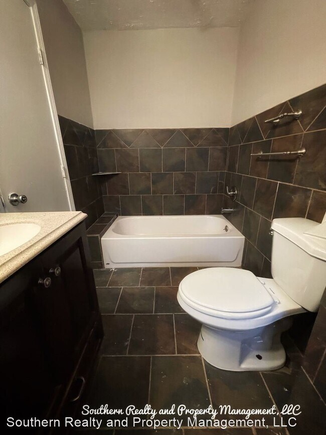 Foto del edificio - 3 br, 2 bath House - 239 Marian Drive