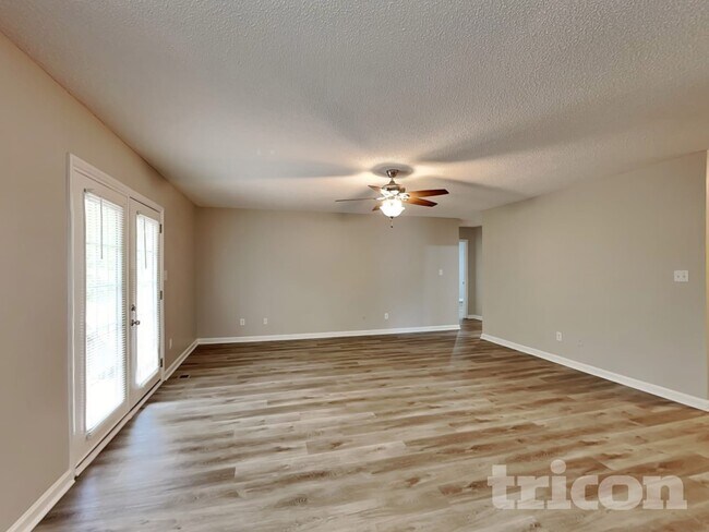 Foto del edificio - 1209 Woodbriar St