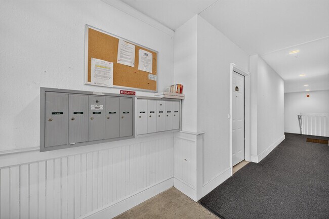 Foto del edificio - 1105 Joyce Ln