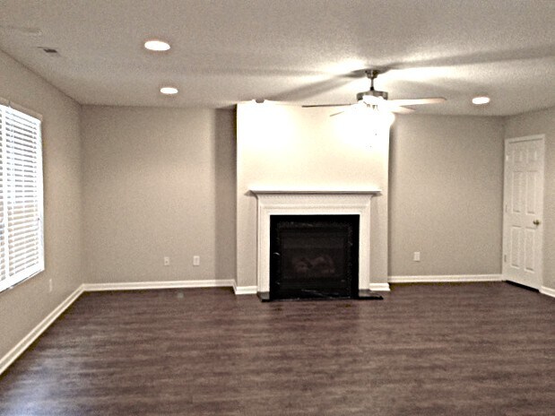 Foto del edificio - 2305 Apple Glen Ln