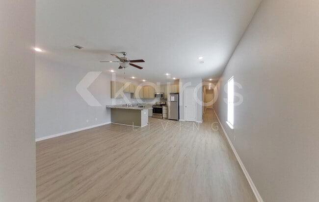 Foto del edificio - 2013 Wilson Rd