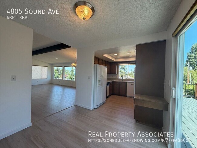 Foto del edificio - 4805 Sound Ave