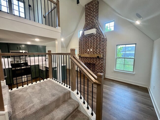 Village on the Creek - Village on the Creek House