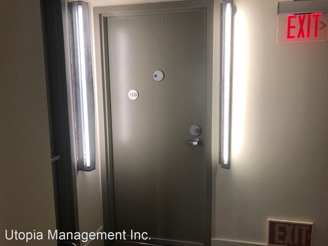 Foto del edificio - 1 br, 1 bath House - 83 McAllister St, Uni...
