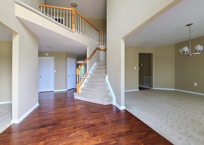 Foto del edificio - 5 BR, 4 BA Colonial in Lee's Hill