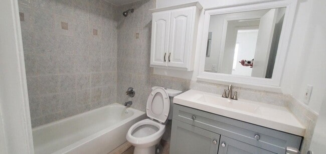 Foto del edificio - 9212 W Highland Pines Dr
