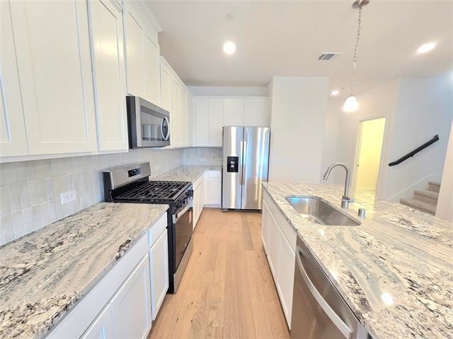 Building Photo - 7901 Sunset Blvd