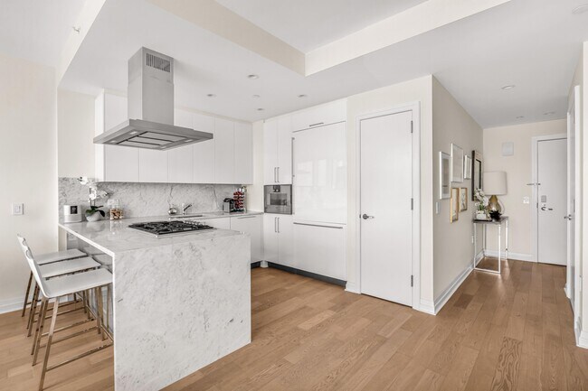 Foto del edificio - 460 W 42nd St
