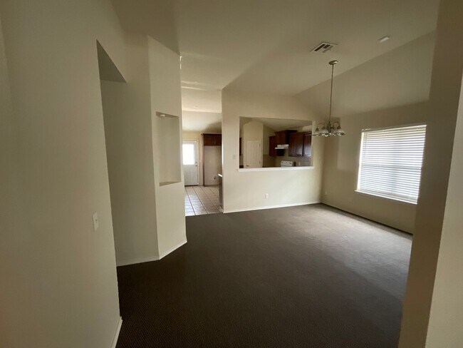 Foto del edificio - 6029 SE 87th St