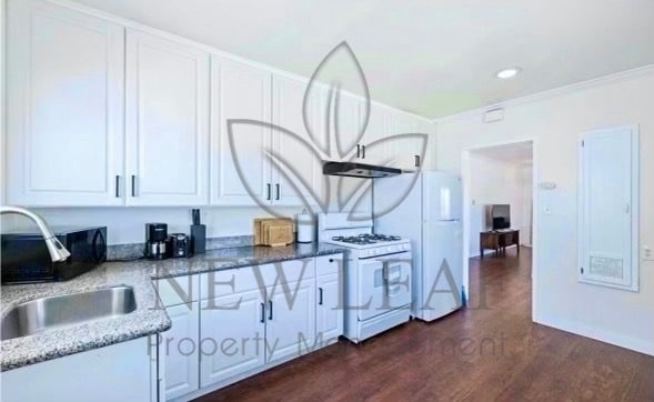 Foto del edificio - 556 N East End Ave
