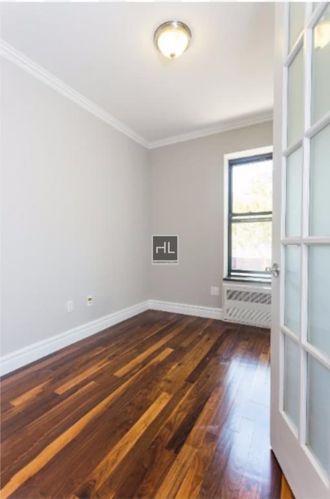 Building Photo - Lexington Avenue