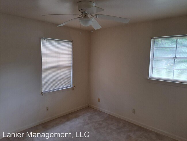 Foto del edificio - 3 br, 2 bath House - 201 Providence Dr