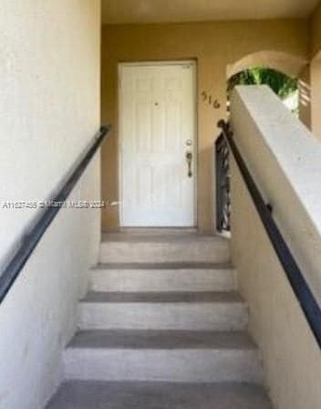 Building Photo - 6656 SW 116th Ct