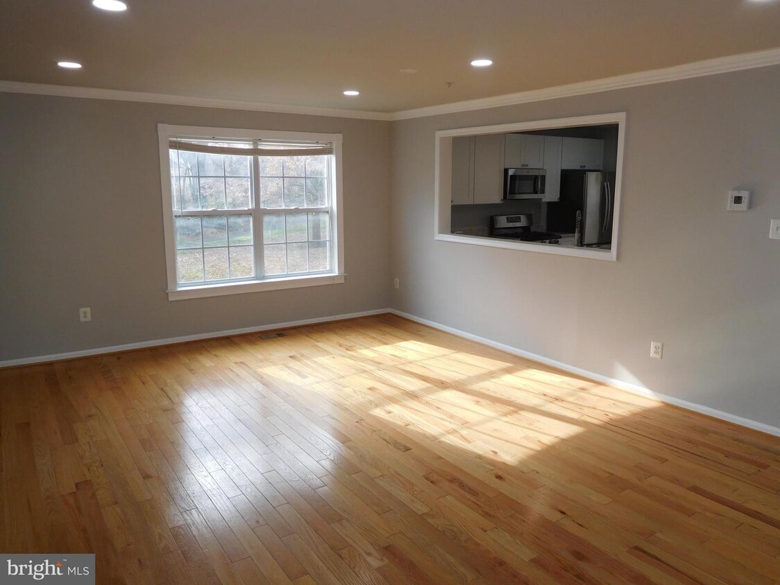 Foto principal - 9900 Doubletree Ln
