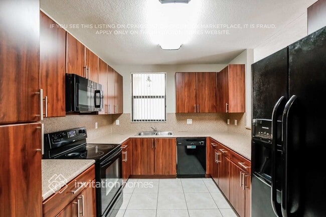 Foto del edificio - 8920 SW 228th Ln