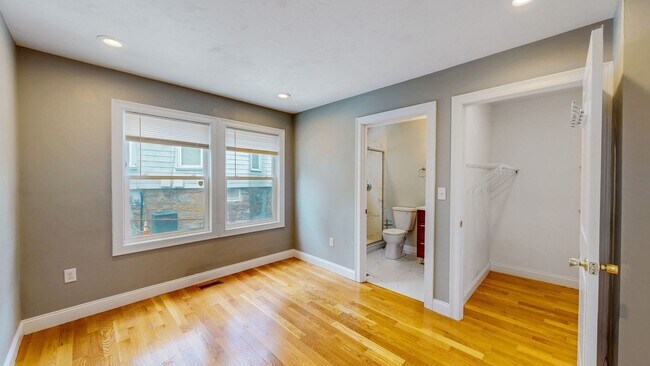 Building Photo - 12 Rockledge St