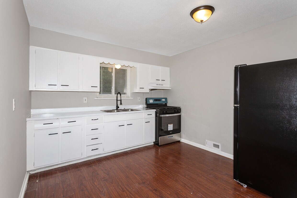 1434 N 63rd Ter, Kansas City, KS 66102 House Rental in Kansas City