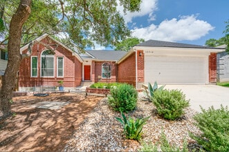Building Photo - 15718 Knollrun