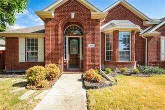 Building Photo - 405 Mimosa Dr