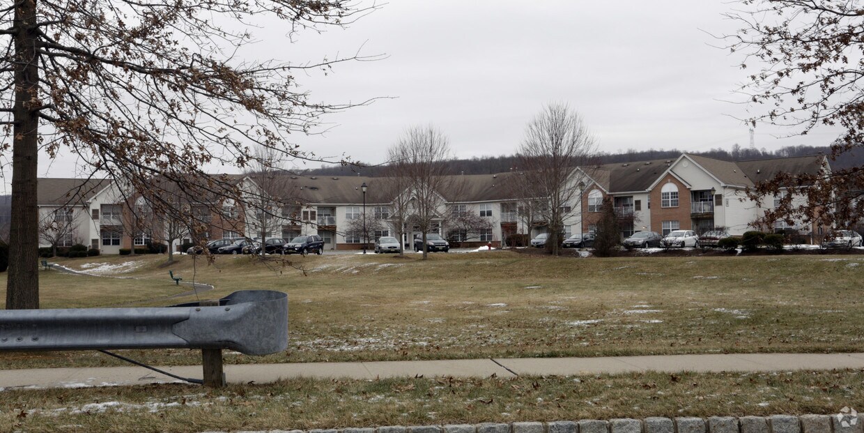 Brittany Manor Apartments in Hackettstown, NJ