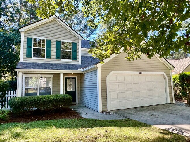 Foto del edificio - Three Bedroom Home in the Farm with a Lagoon View!