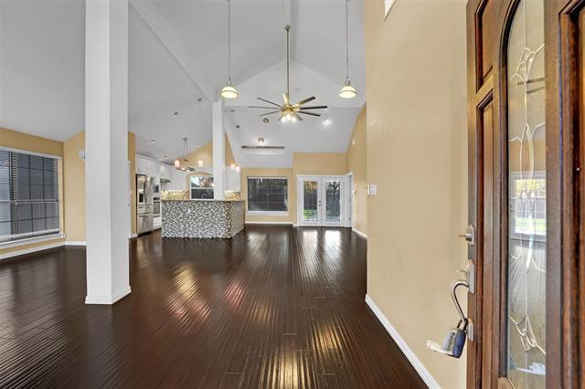 Foto del edificio - 3410 Ridge Oak Dr