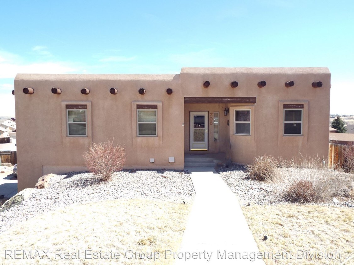 Primary Photo - 708 Fountain Mesa Rd