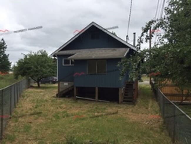 Building Photo - STATUS: AVAILABLE   | R112 | $1495