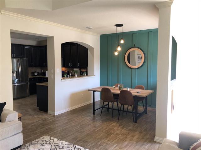 Foto del edificio - 6845 Sandshell Blvd