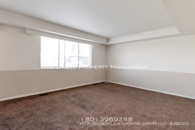 Building Photo - 1 Bed/1 Bath Holladay Condo. HOA Included!